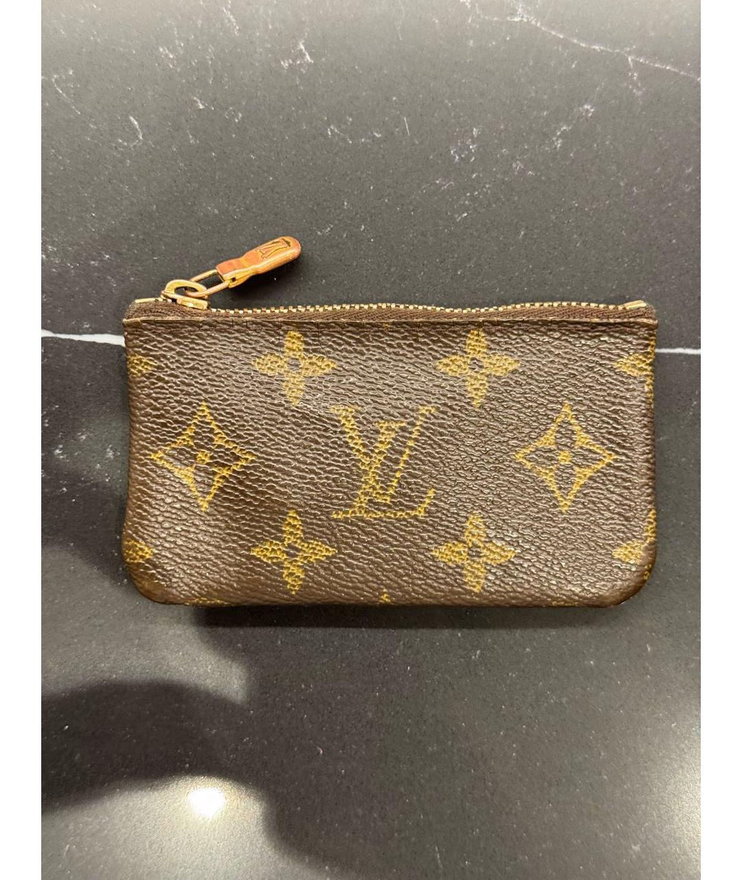 LOUIS VUITTON Коричневая ключница, фото 8