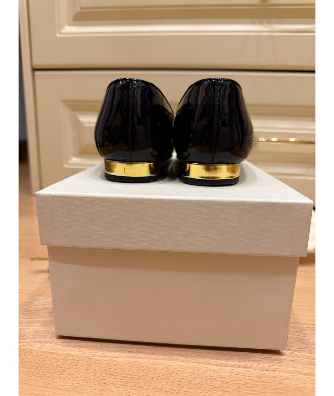 CHARLOTTE OLYMPIA Черные балетки из лакированной кожи, фото 4