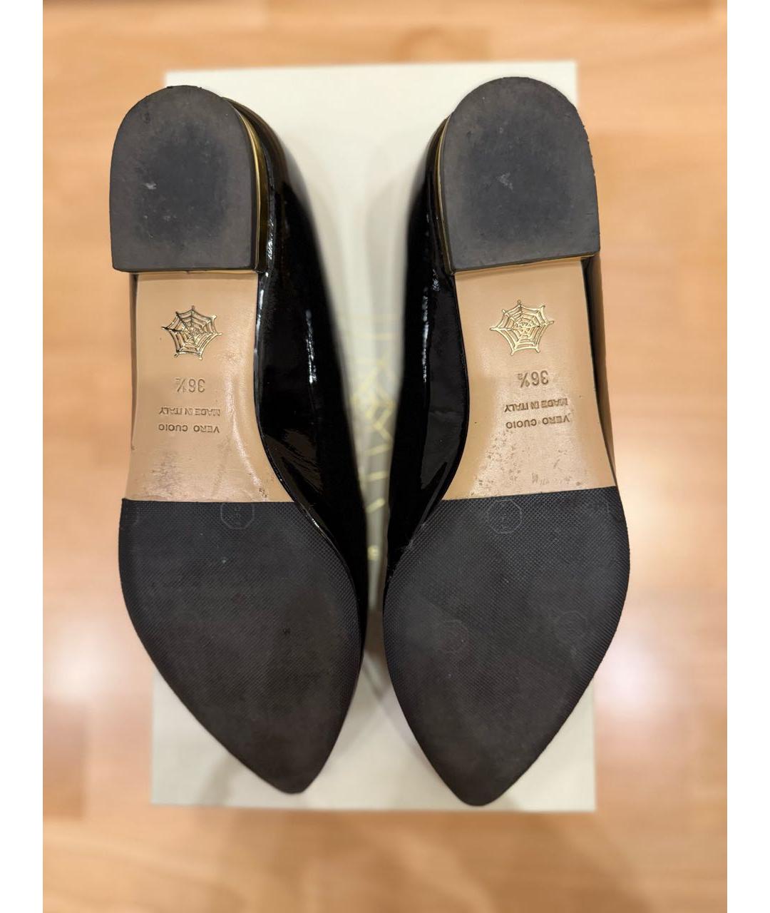 CHARLOTTE OLYMPIA Черные балетки из лакированной кожи, фото 6
