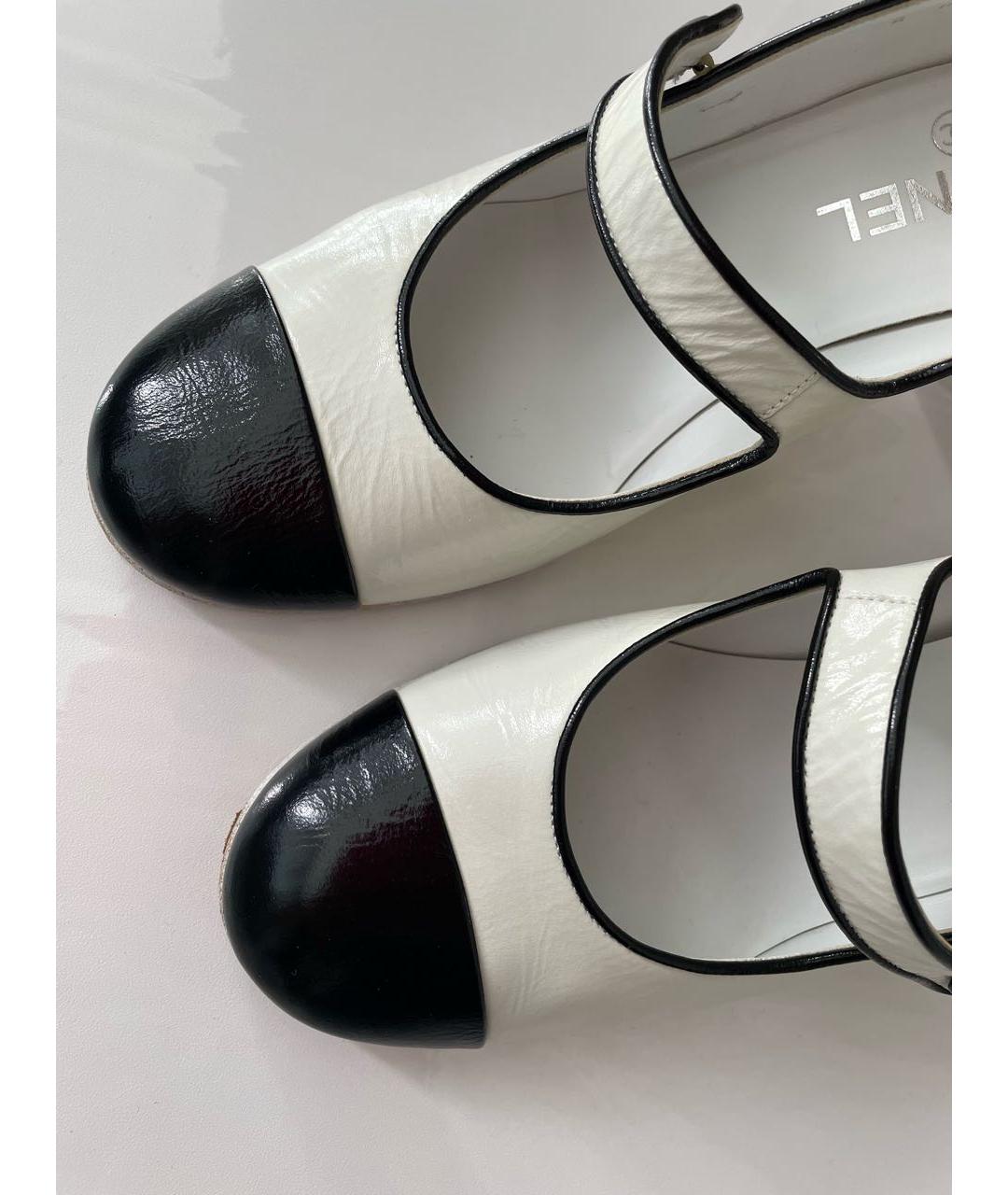 CHANEL Белые туфли из лакированной кожи, фото 5