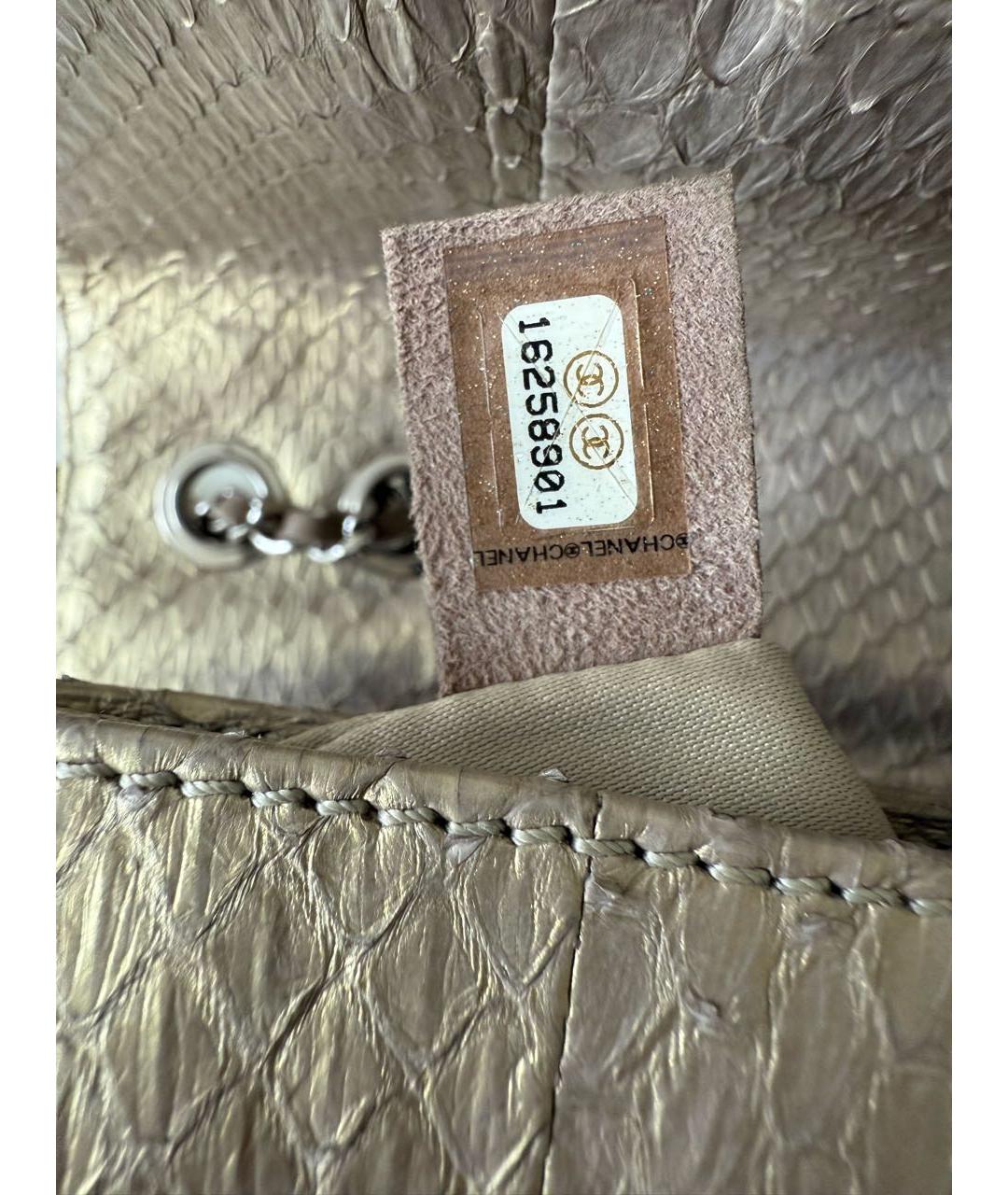 CHANEL Золотая сумка через плечо из экзотической кожи, фото 7