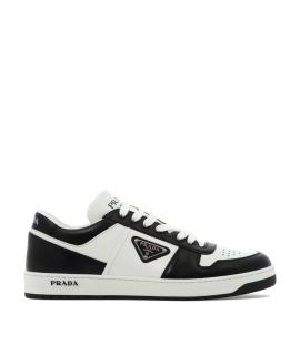 PRADA Низкие кроссовки / кеды