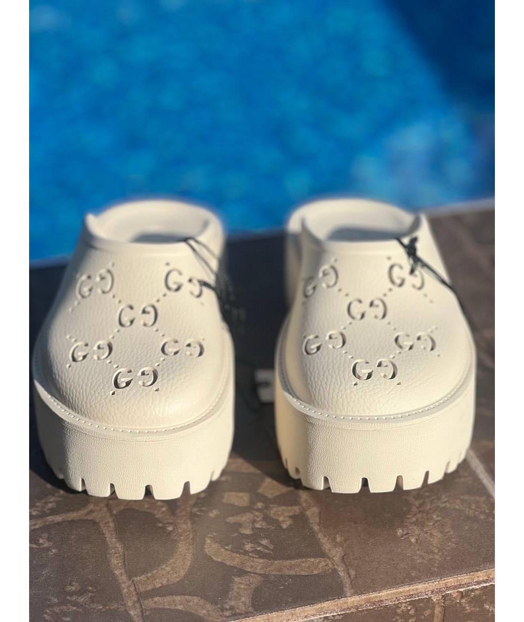 GUCCI Белые резиновые шлепанцы, фото 2