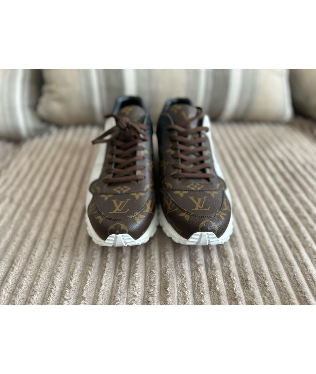 LOUIS VUITTON Коричневые кожаные низкие кроссовки / кеды, фото 2