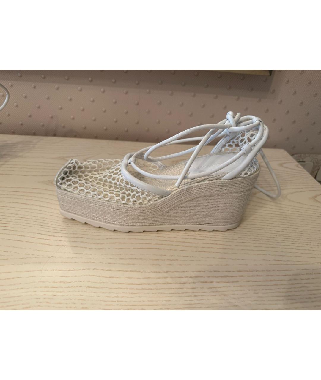 BOTTEGA VENETA Белые текстильные босоножки, фото 9