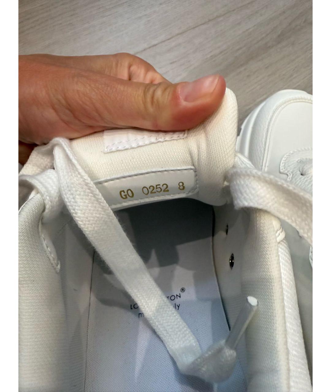 LOUIS VUITTON Белые кожаные низкие кроссовки / кеды, фото 5