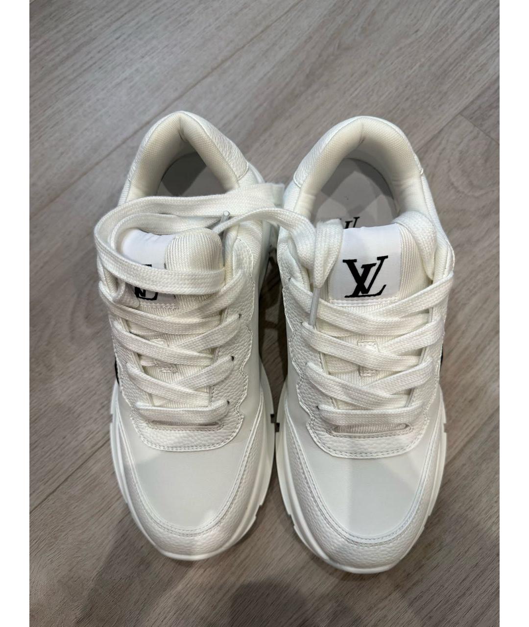 LOUIS VUITTON Белые кожаные низкие кроссовки / кеды, фото 3