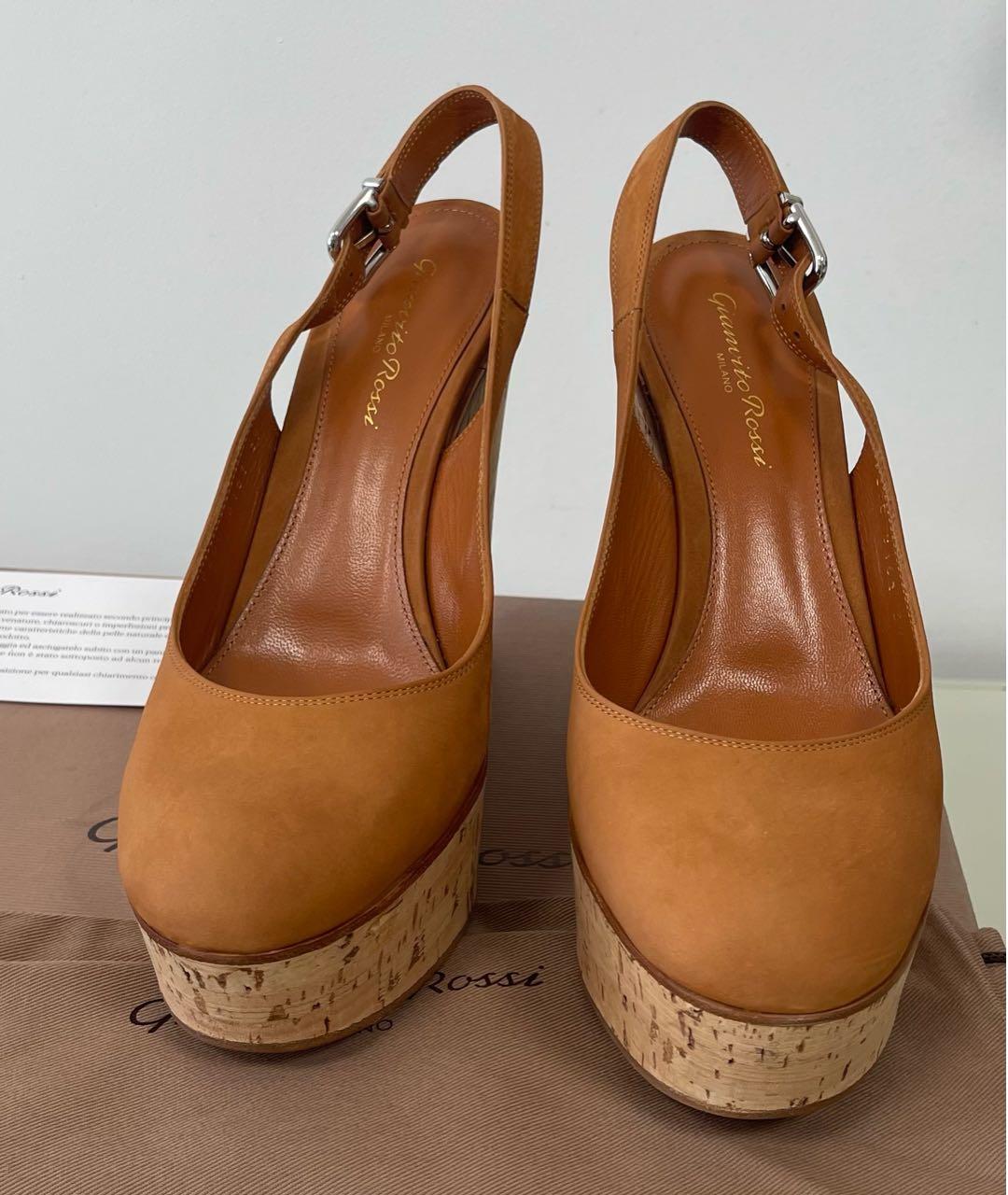 GIANVITO ROSSI Горчичные замшевые босоножки, фото 2