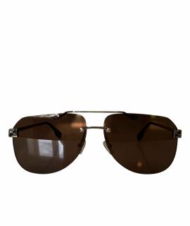 FENDI Солнцезащитные очки