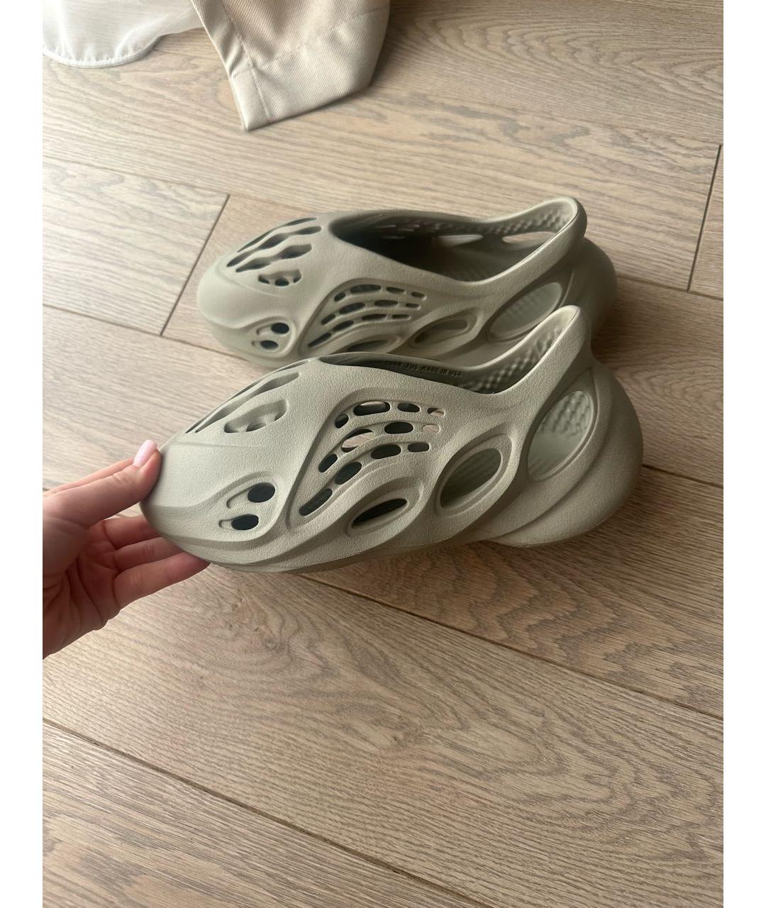 ADIDAS YEEZY Бежевые резиновые кроссовки, фото 5