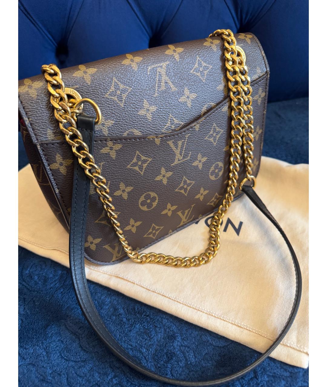 LOUIS VUITTON Коричневая кожаная сумка через плечо, фото 5