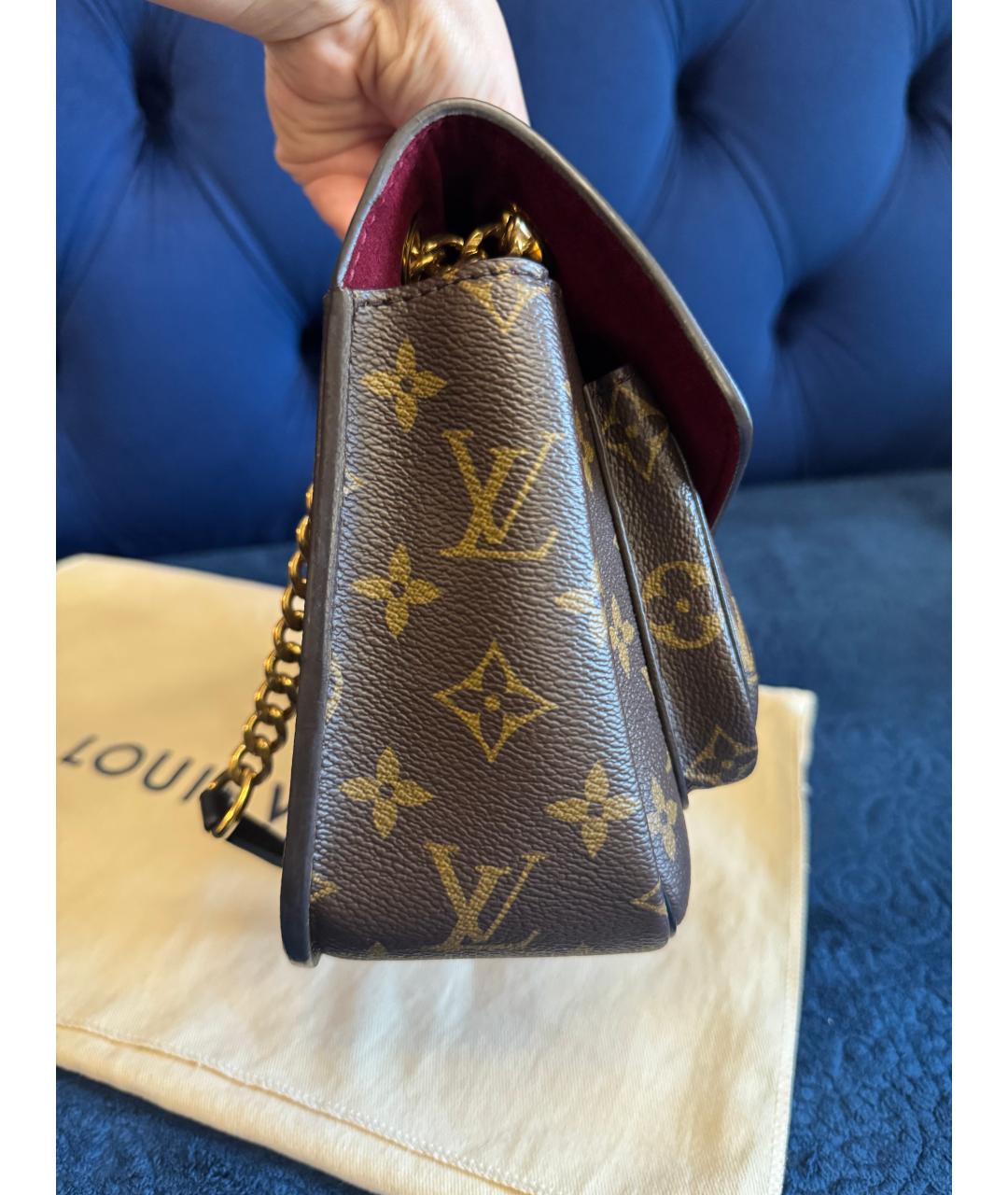 LOUIS VUITTON Коричневая кожаная сумка через плечо, фото 8