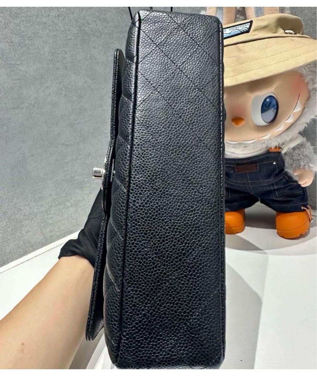 CHANEL Черная кожаная сумка с короткими ручками, фото 3