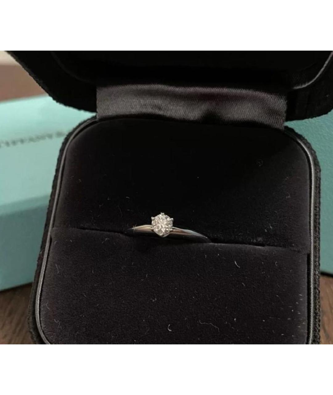 TIFFANY&CO Белое платиновое кольцо, фото 4