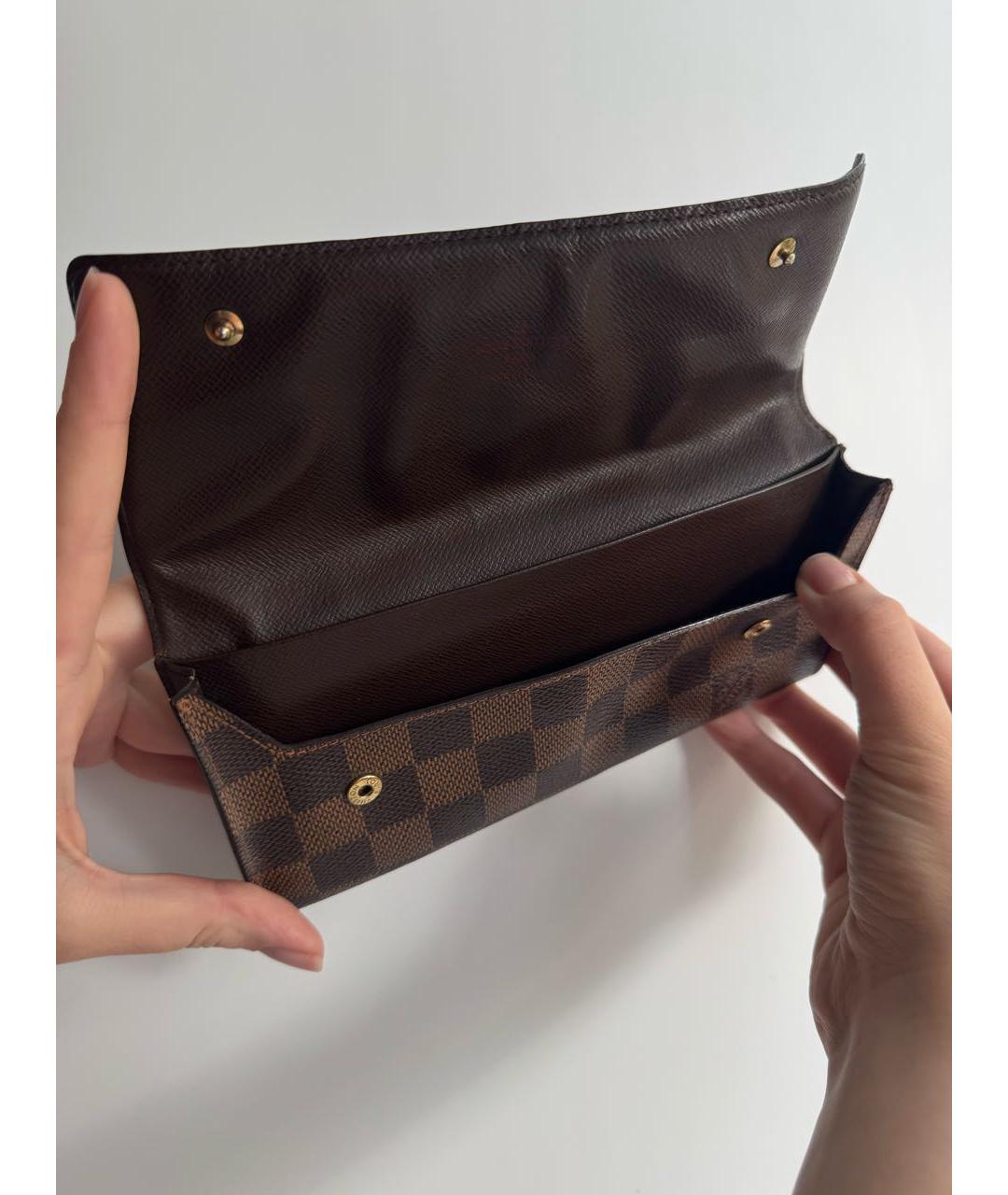 LOUIS VUITTON Коричневый кошелек, фото 4