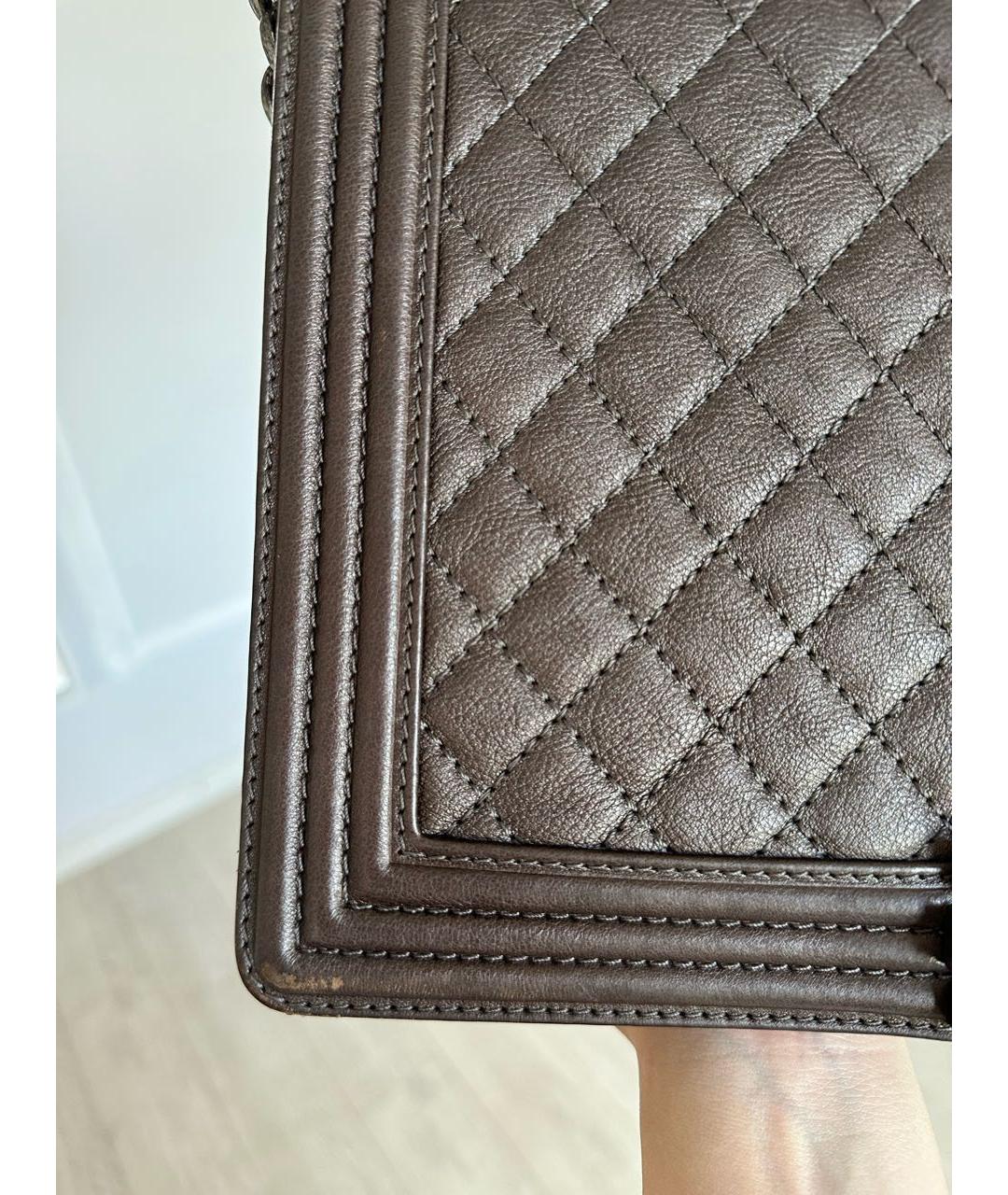 CHANEL Коричневая кожаная сумка через плечо, фото 5