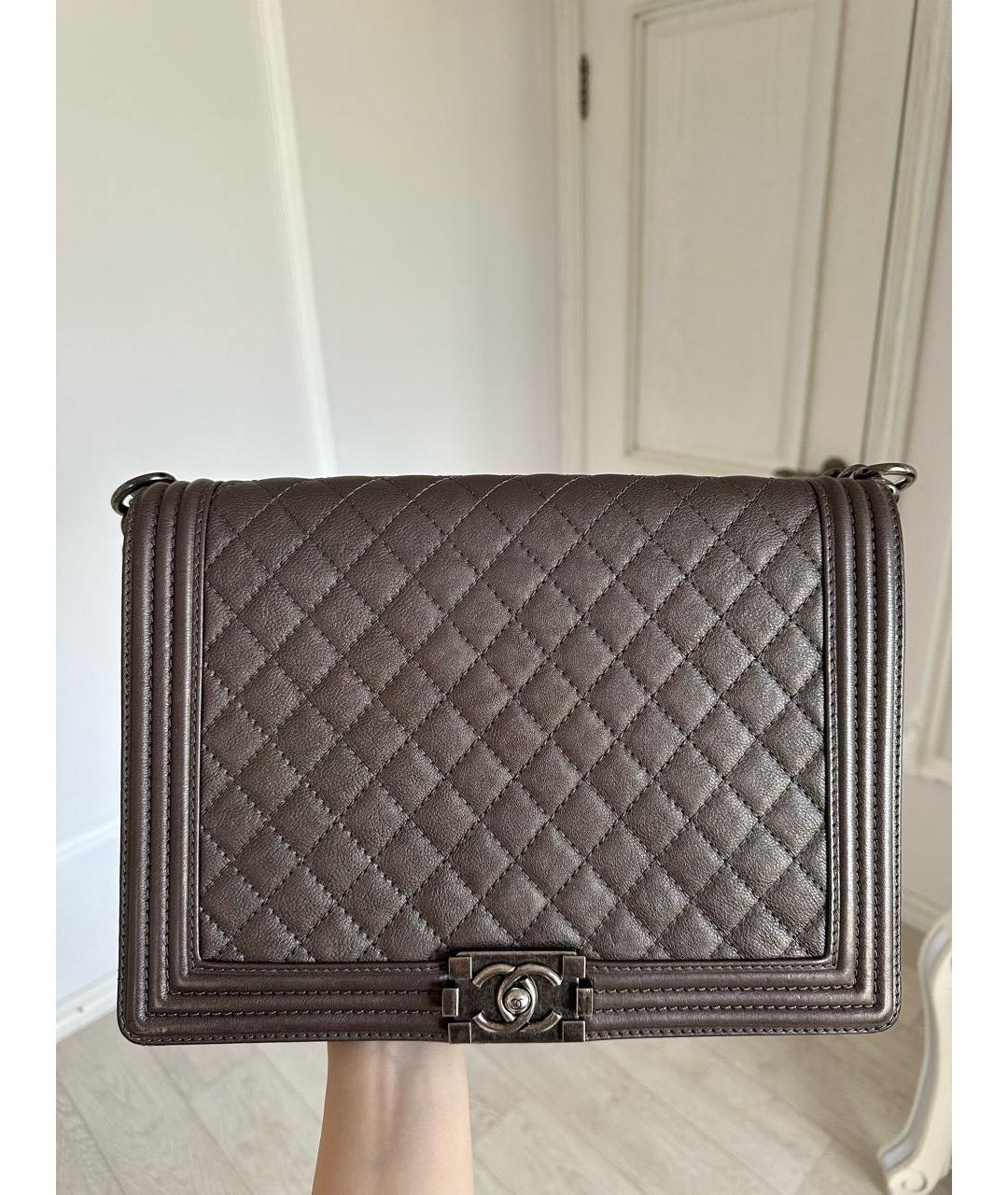 CHANEL Коричневая кожаная сумка через плечо, фото 8