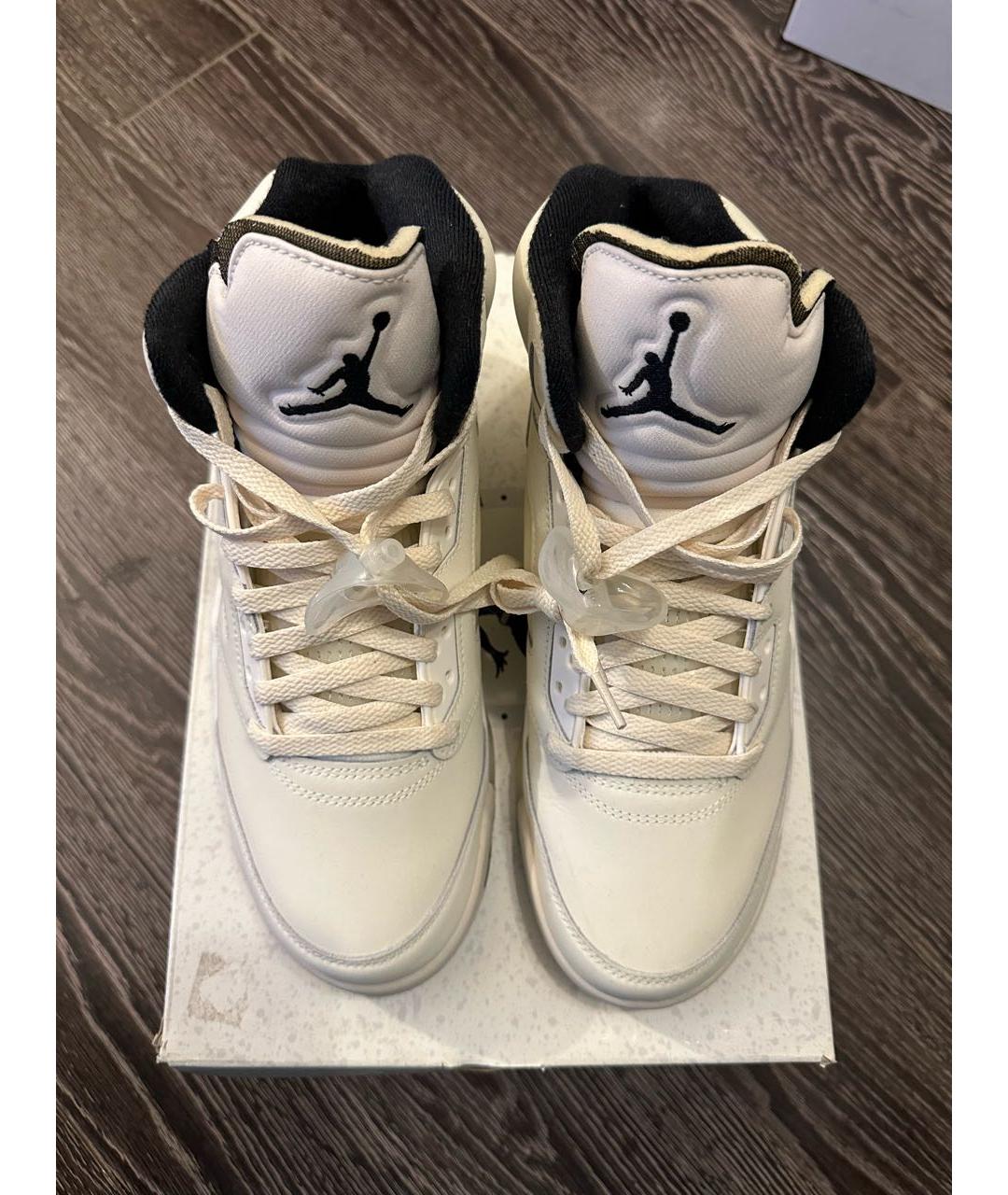 JORDAN Бежевые нубуковые высокие кроссовки / кеды, фото 3