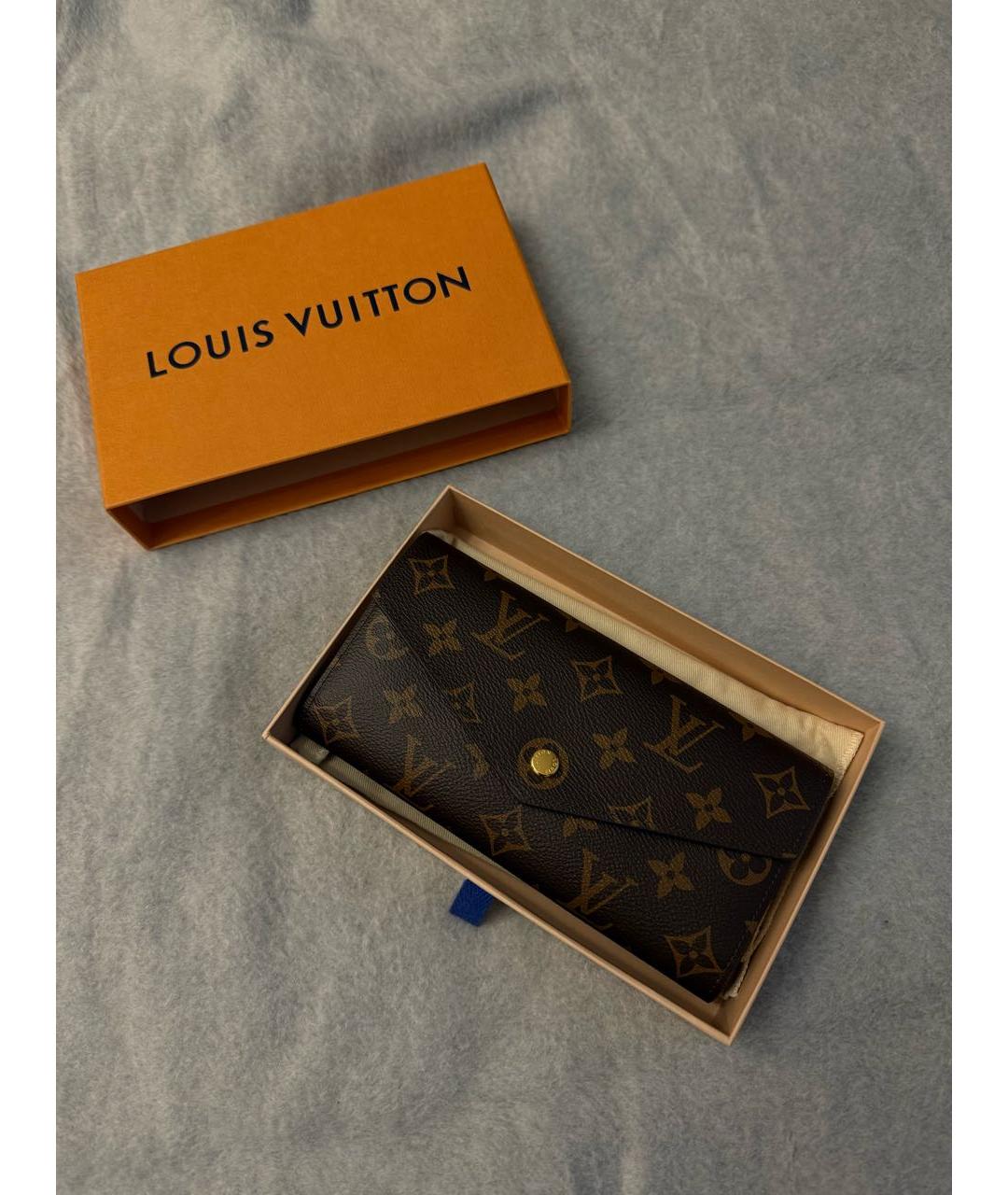 LOUIS VUITTON Коричневый кожаный кошелек, фото 5
