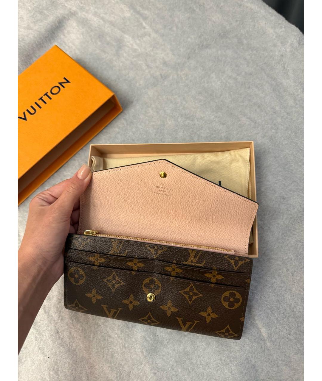 LOUIS VUITTON Коричневый кожаный кошелек, фото 6