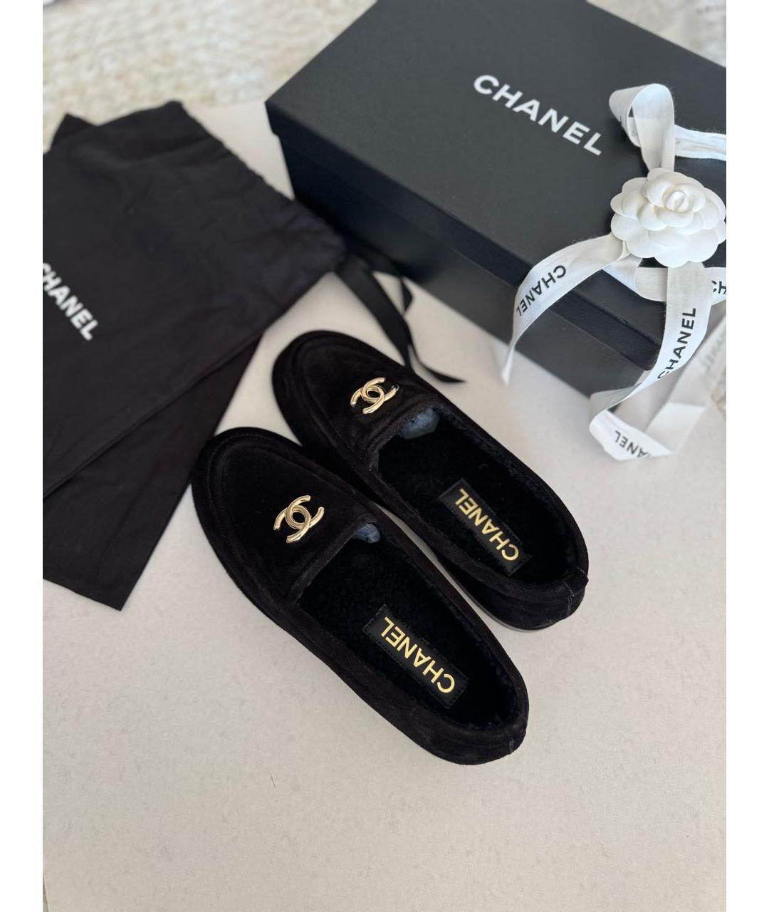 CHANEL Черные замшевые лоферы, фото 3