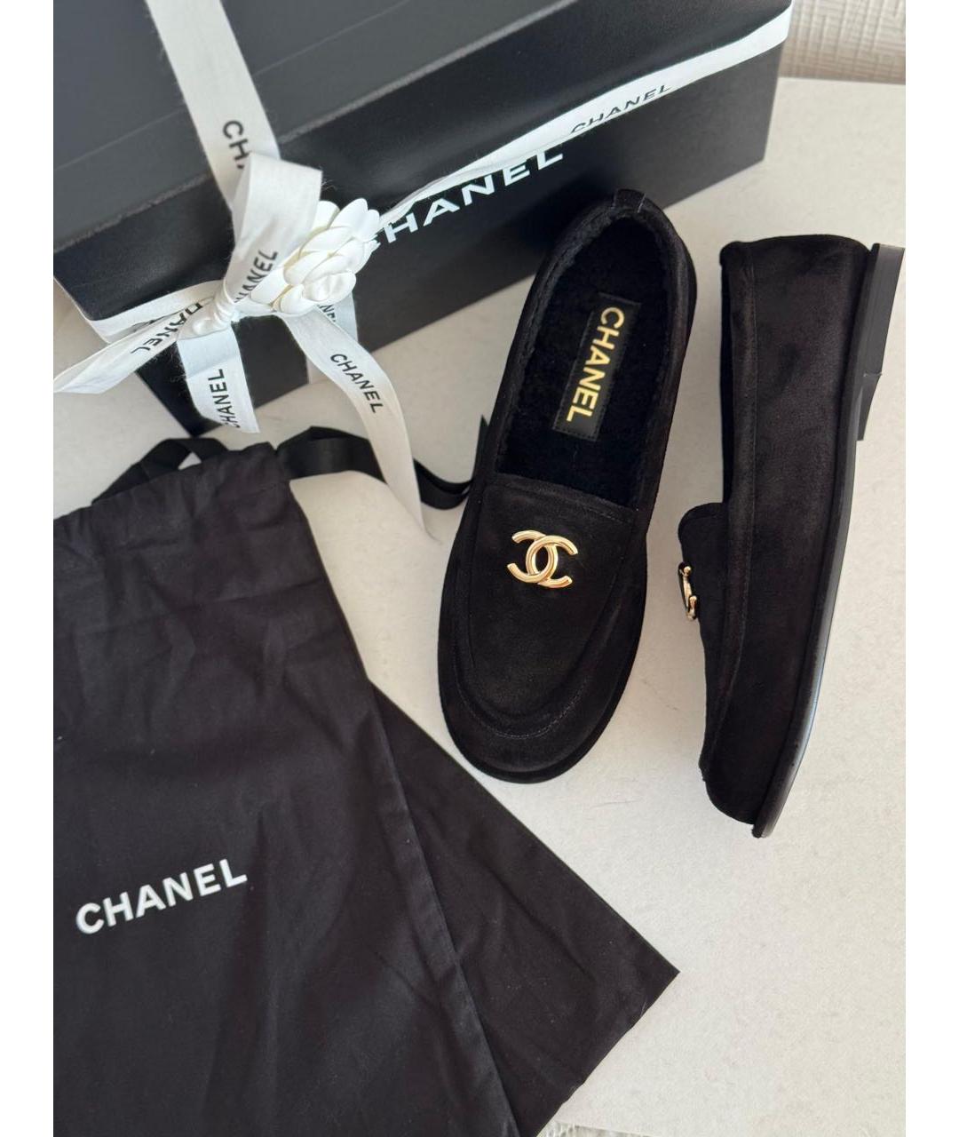 CHANEL Черные замшевые лоферы, фото 6