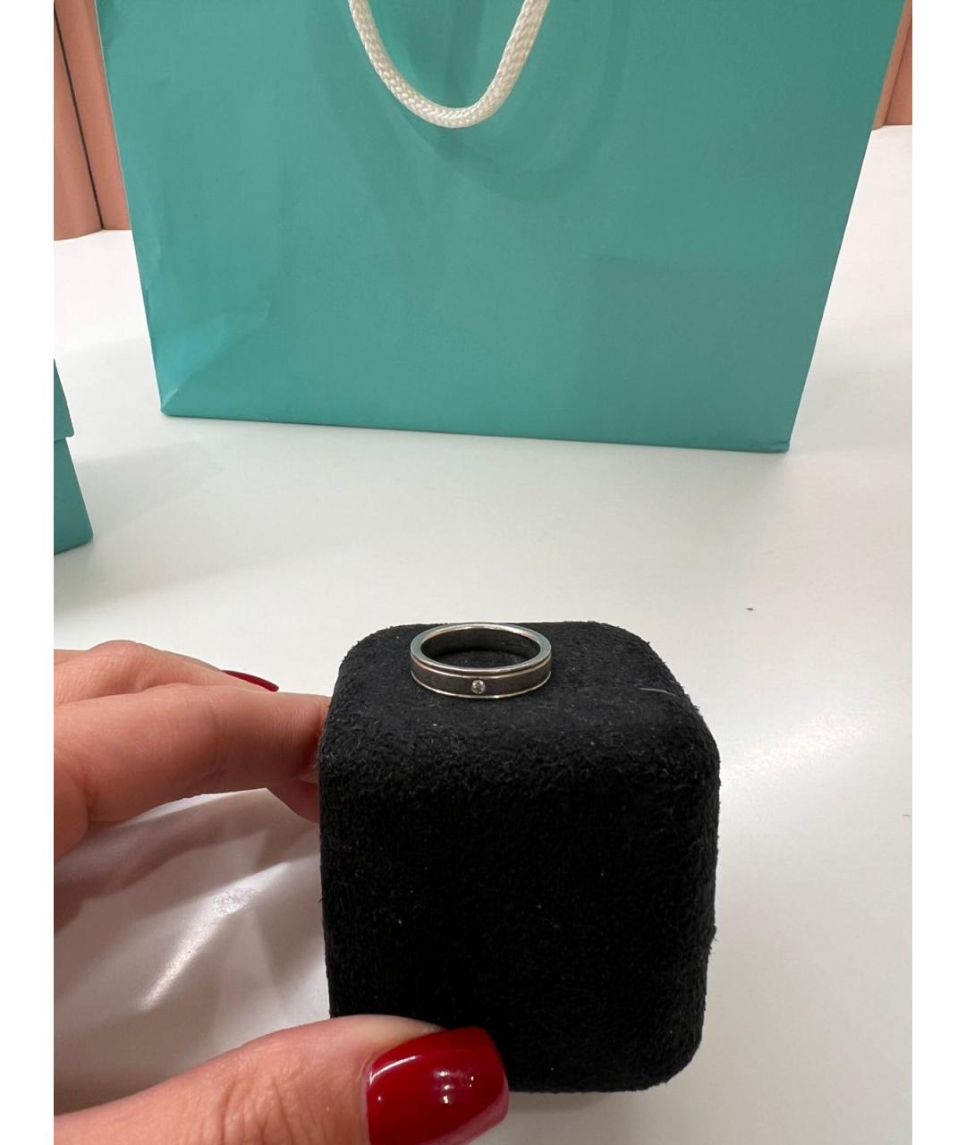 TIFFANY&CO Белое платиновое кольцо, фото 7