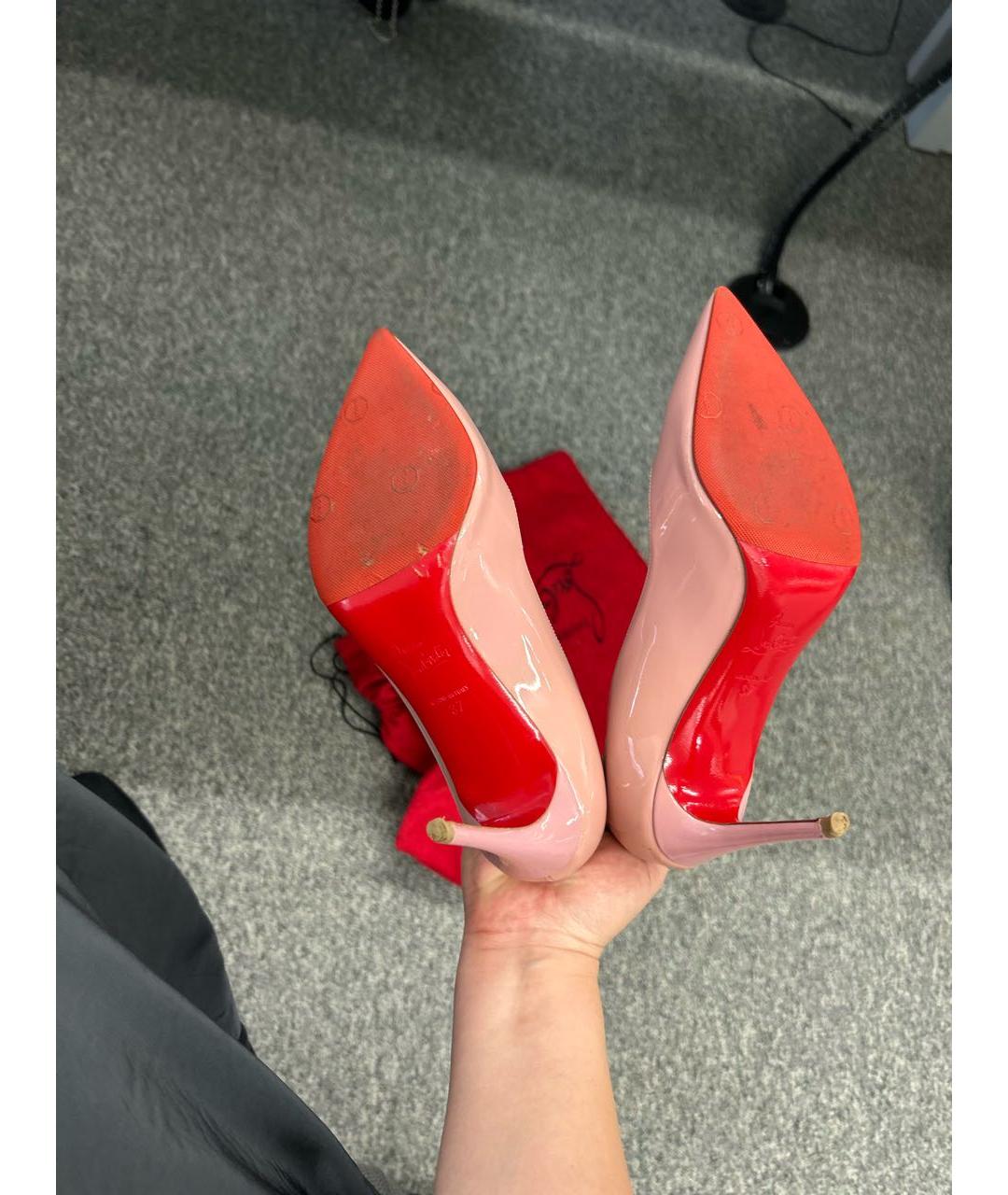CHRISTIAN LOUBOUTIN Розовые туфли из лакированной кожи, фото 5