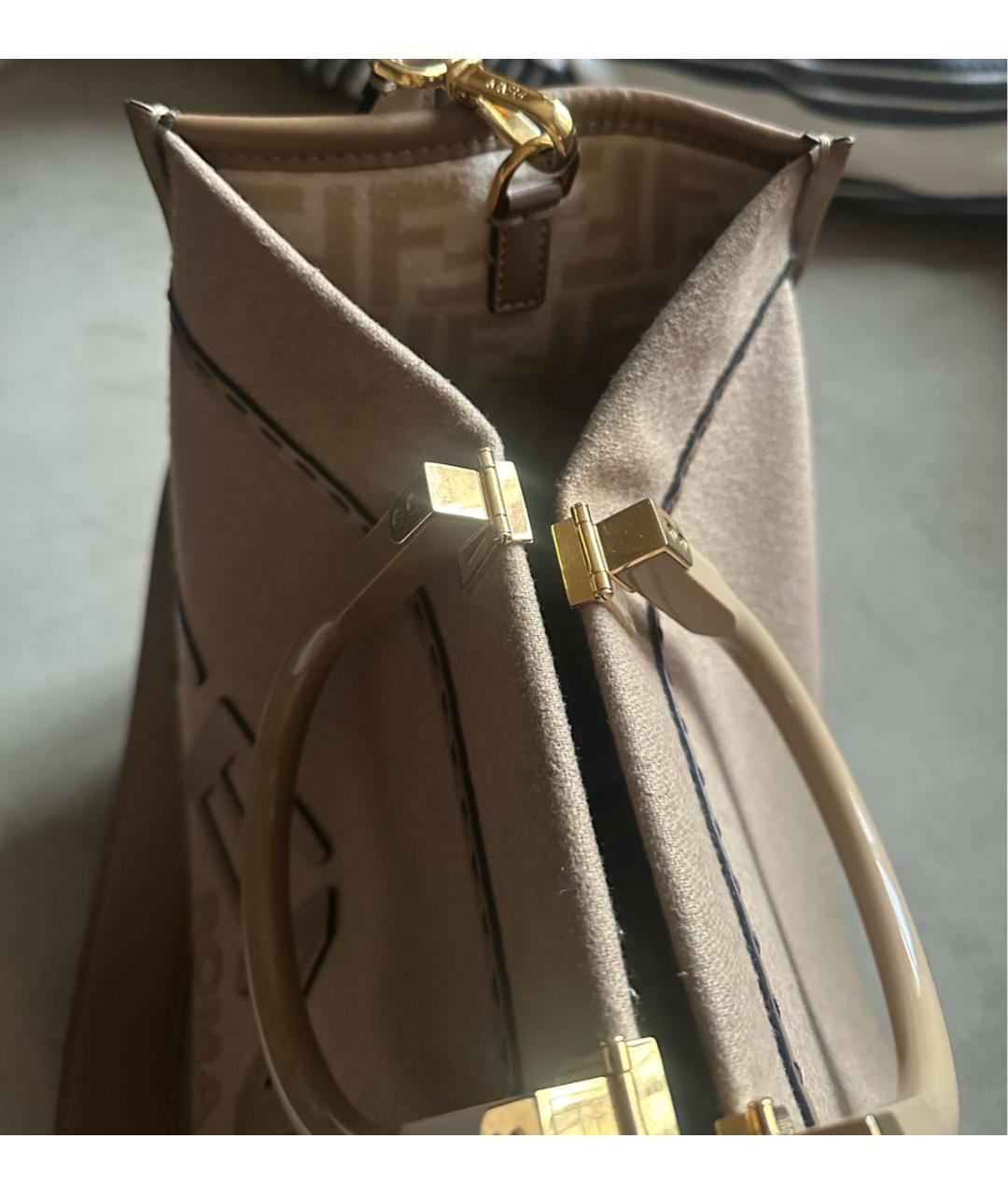 FENDI Бежевая шерстяная сумка тоут, фото 2