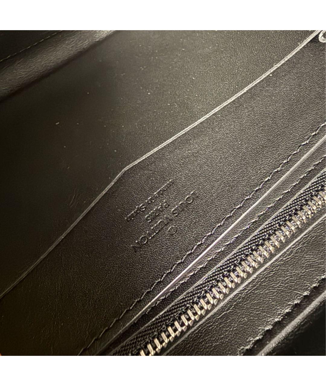 LOUIS VUITTON Черная кожаная барсетка, фото 4