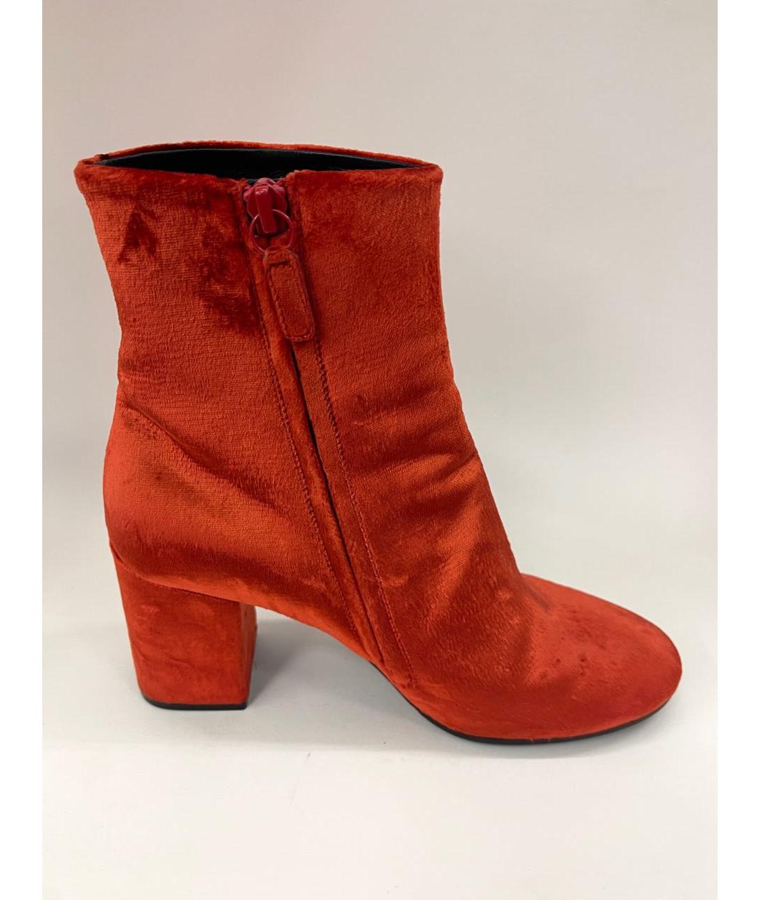 BALENCIAGA Красные бархатные ботильоны, фото 4