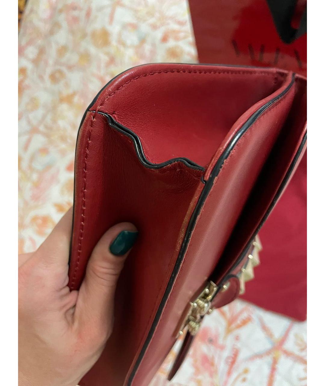 VALENTINO Бордовая кожаная сумка через плечо, фото 2