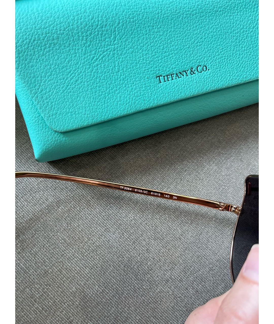 TIFFANY&CO Золотые металлические солнцезащитные очки, фото 7