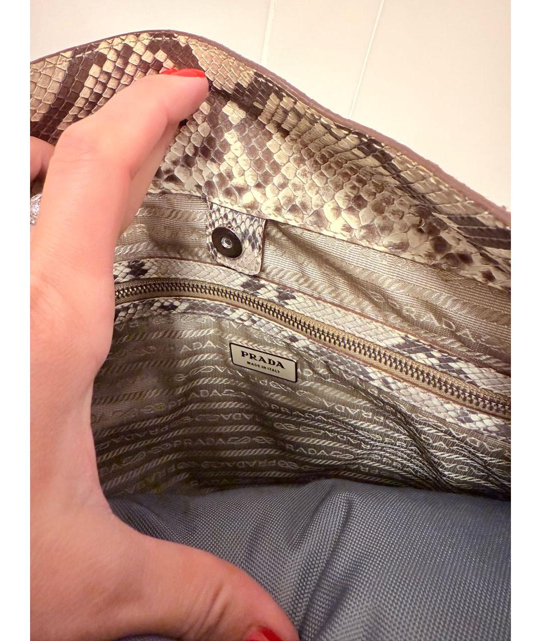 PRADA Коричневая сумка тоут из экзотической кожи, фото 5