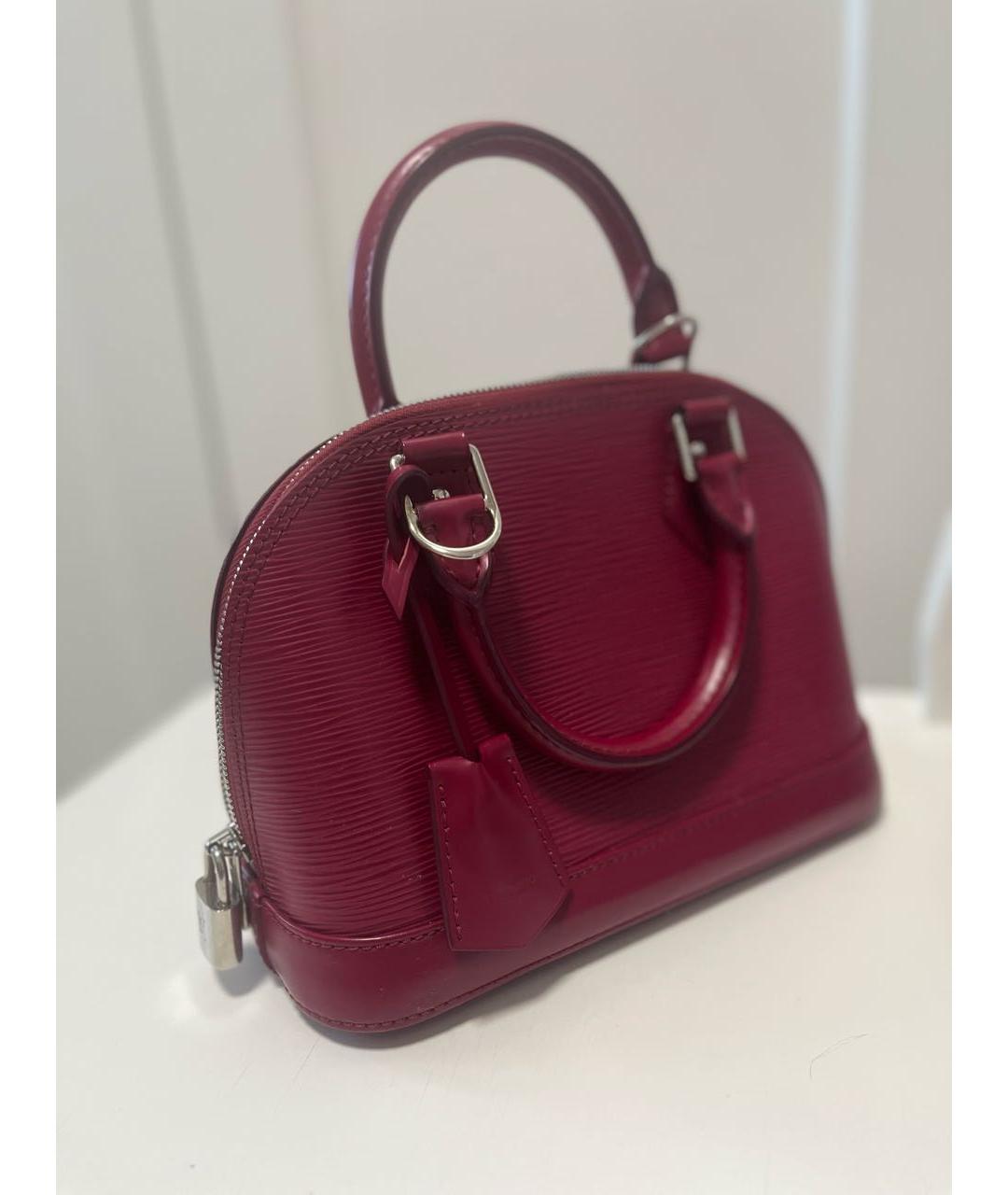 LOUIS VUITTON Красная сумка с короткими ручками из экзотической кожи, фото 6