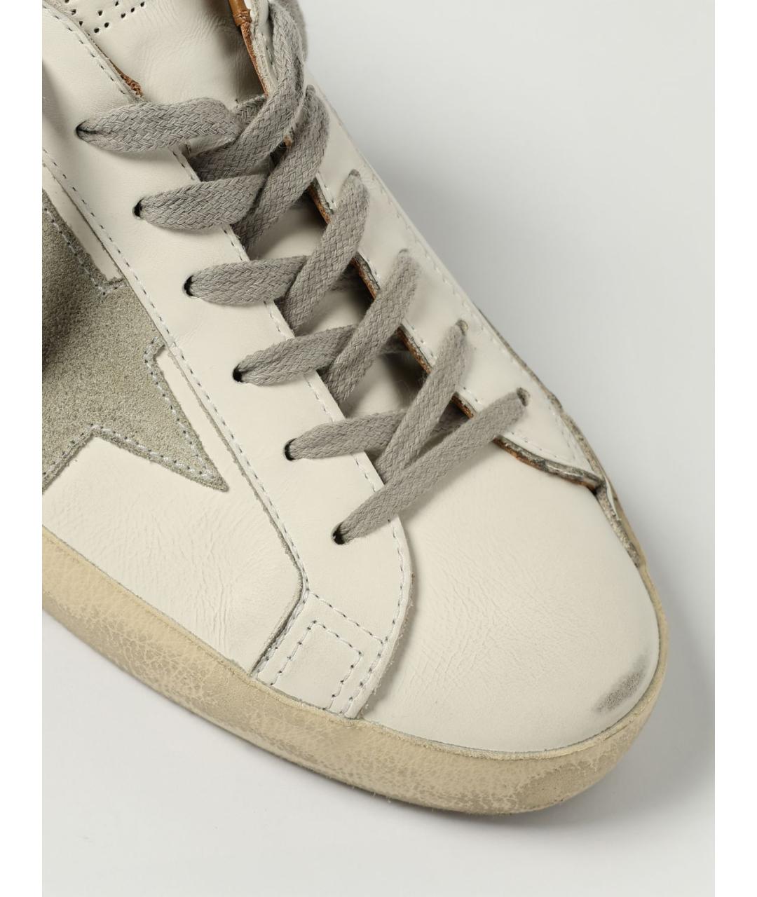 GOLDEN GOOSE DELUXE BRAND Белые низкие кроссовки / кеды, фото 4