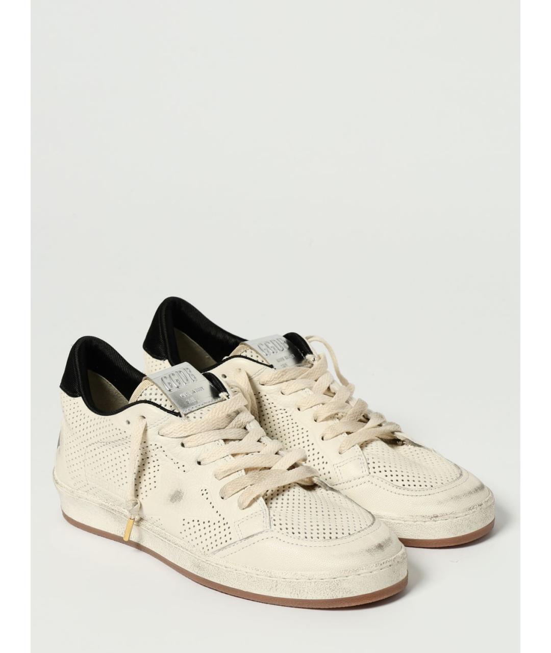 GOLDEN GOOSE DELUXE BRAND Белые низкие кроссовки / кеды, фото 2