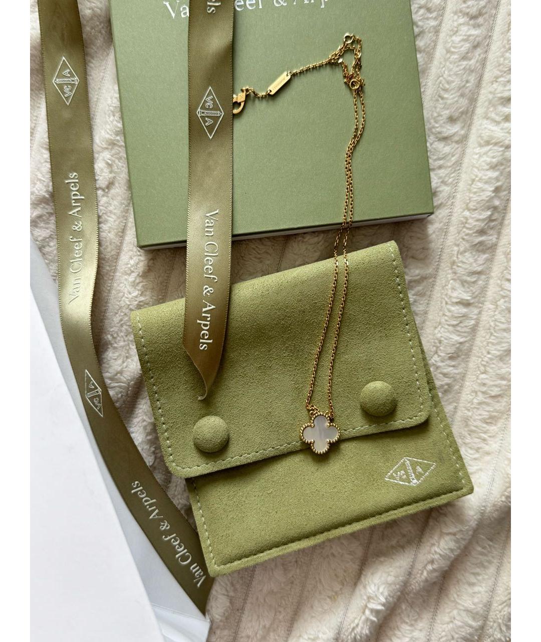 VAN CLEEF & ARPELS Белая подвеска из желтого золота, фото 7