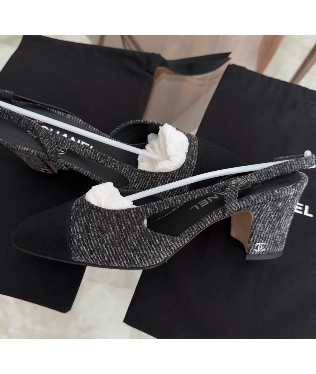 CHANEL Антрацитовые текстильные туфли, фото 3