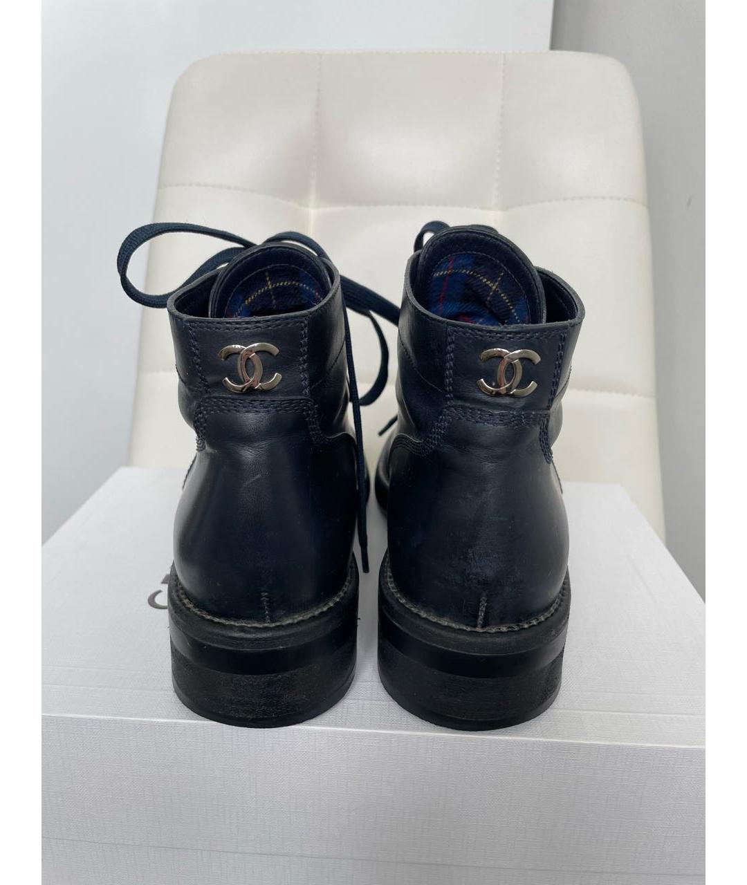 CHANEL Темно-синие кожаные ботинки, фото 4