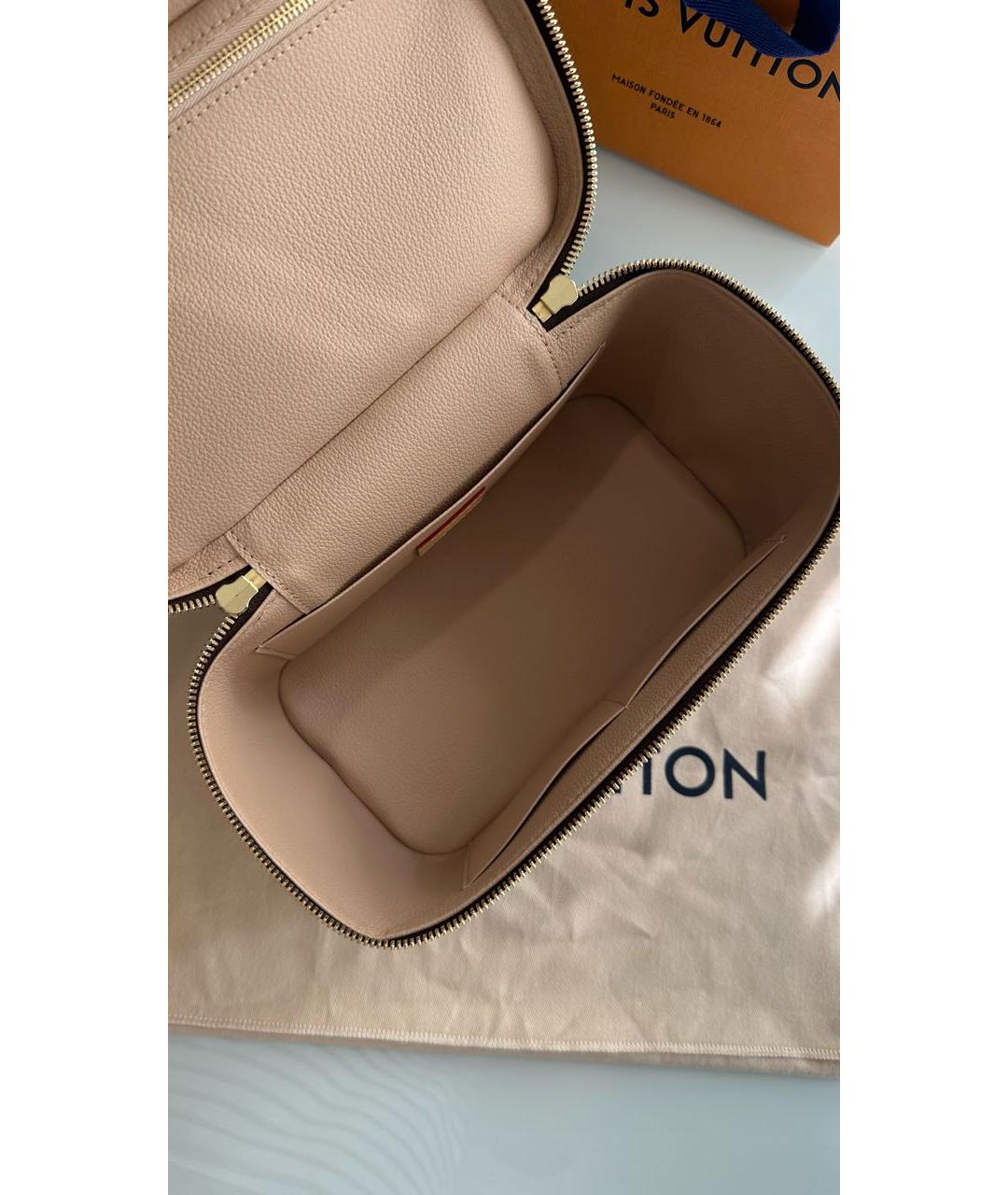 LOUIS VUITTON Коричневая косметичка, фото 3