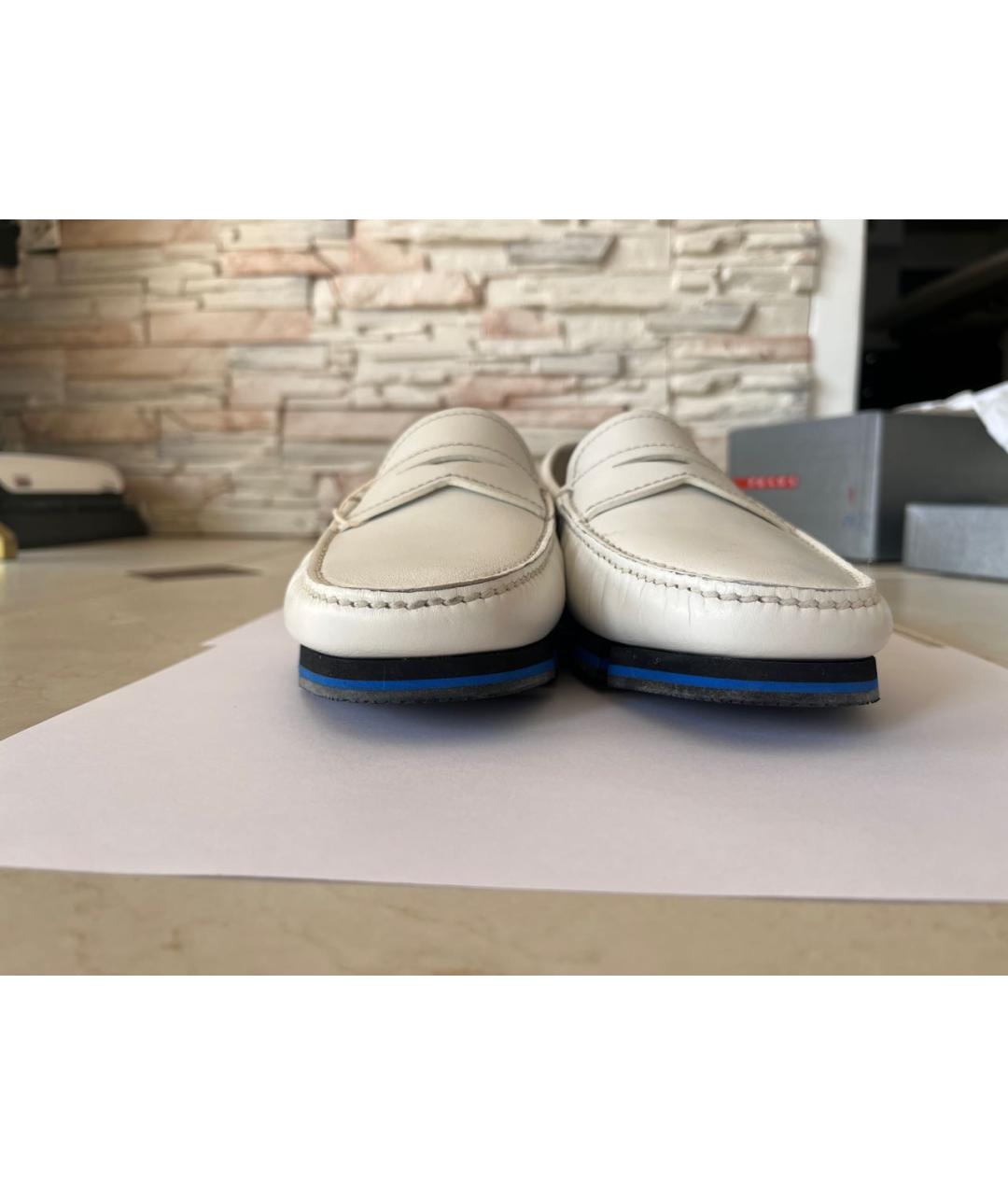 PRADA Белые кожаные мокасины, фото 4