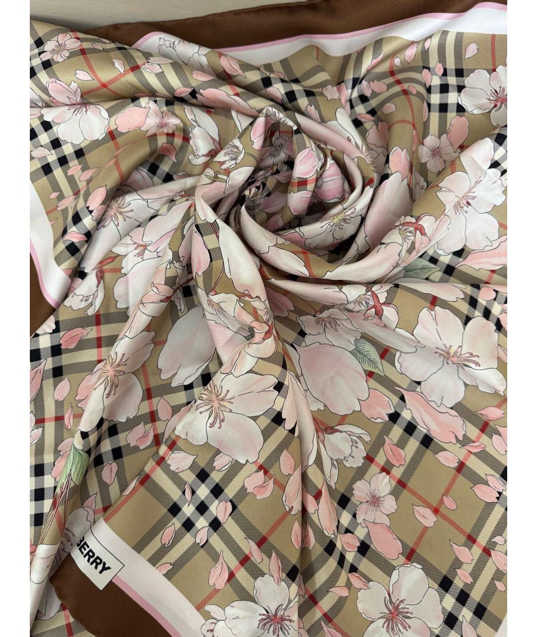 BURBERRY Бежевый шелковый платок, фото 2