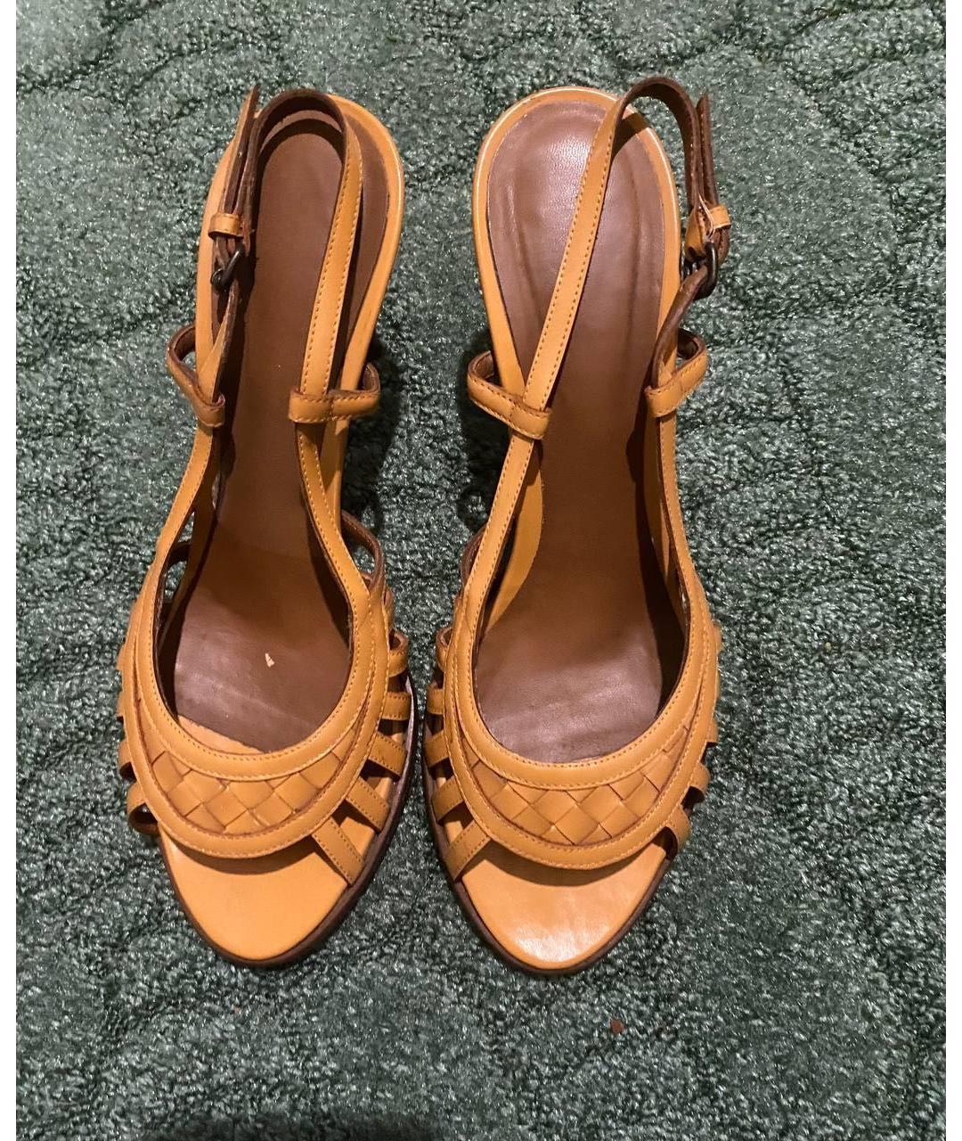 BOTTEGA VENETA Коричневые кожаные босоножки, фото 2