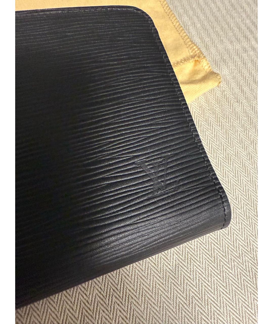 LOUIS VUITTON Черный кожаный кошелек, фото 5