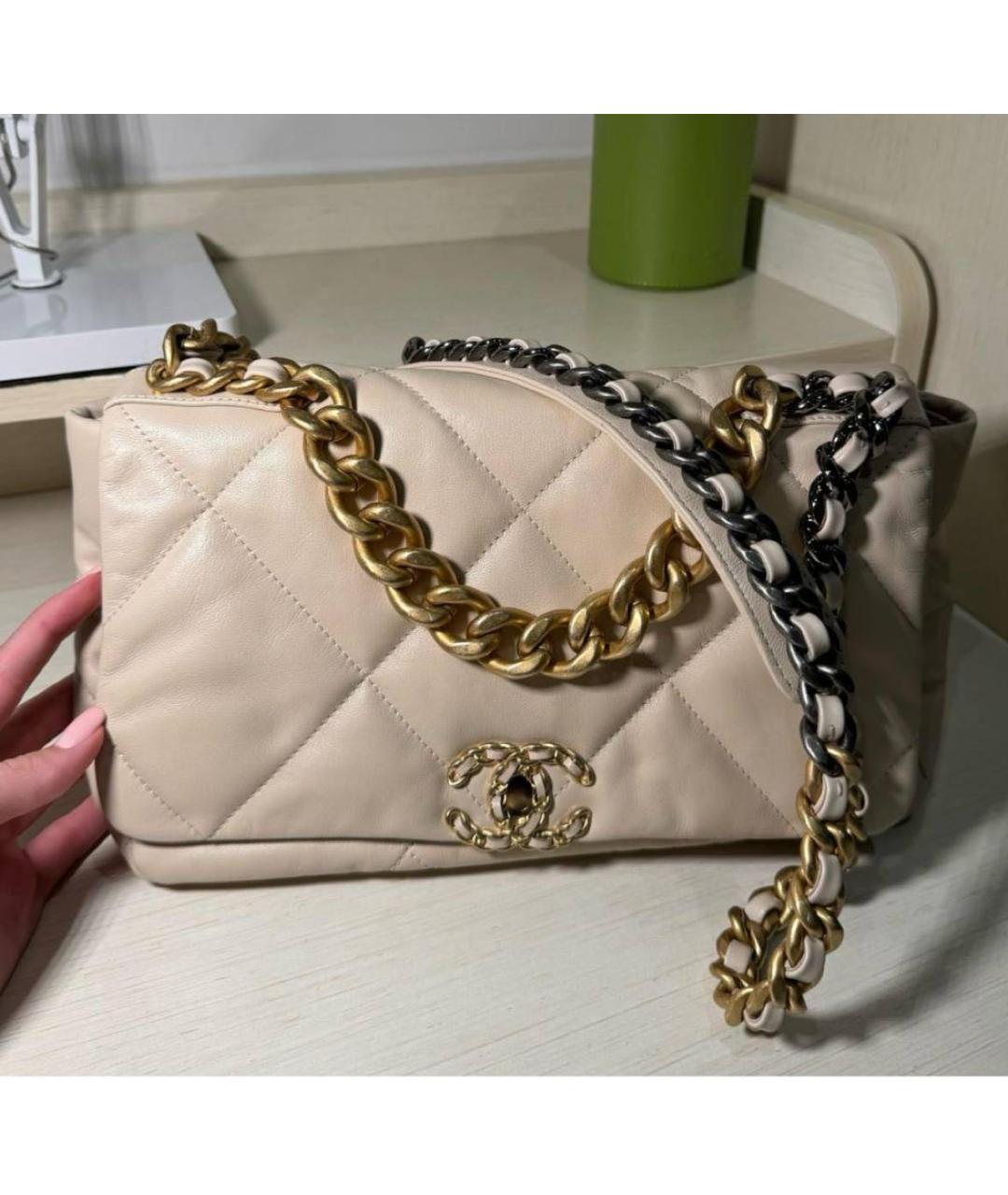 CHANEL Бежевая кожаная сумка через плечо, фото 5