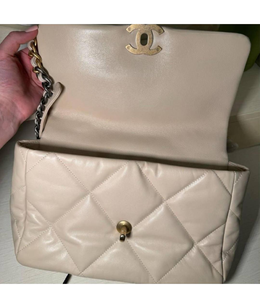 CHANEL Бежевая кожаная сумка через плечо, фото 2