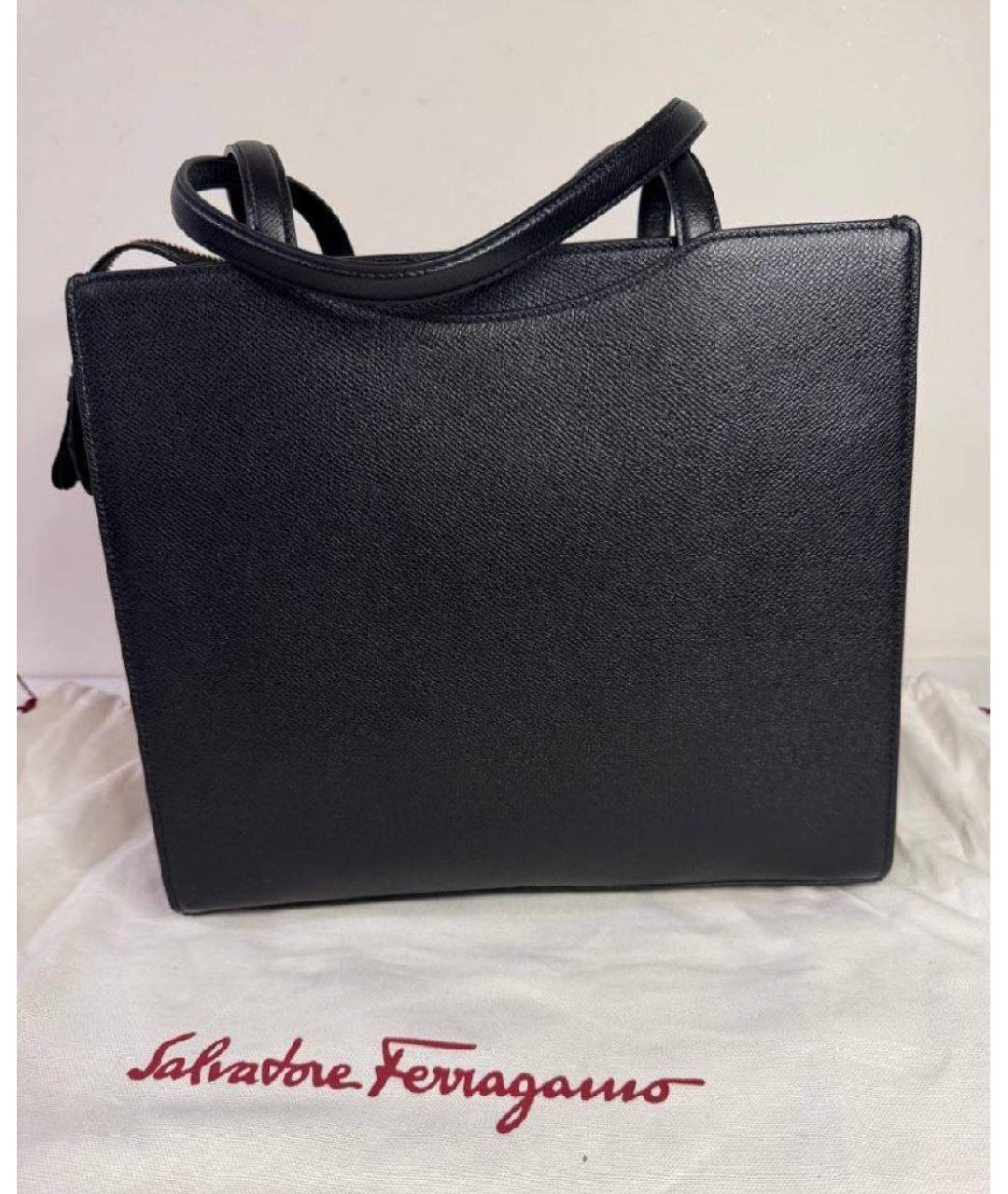 FERRAGAMO Черная кожаная сумка тоут, фото 2