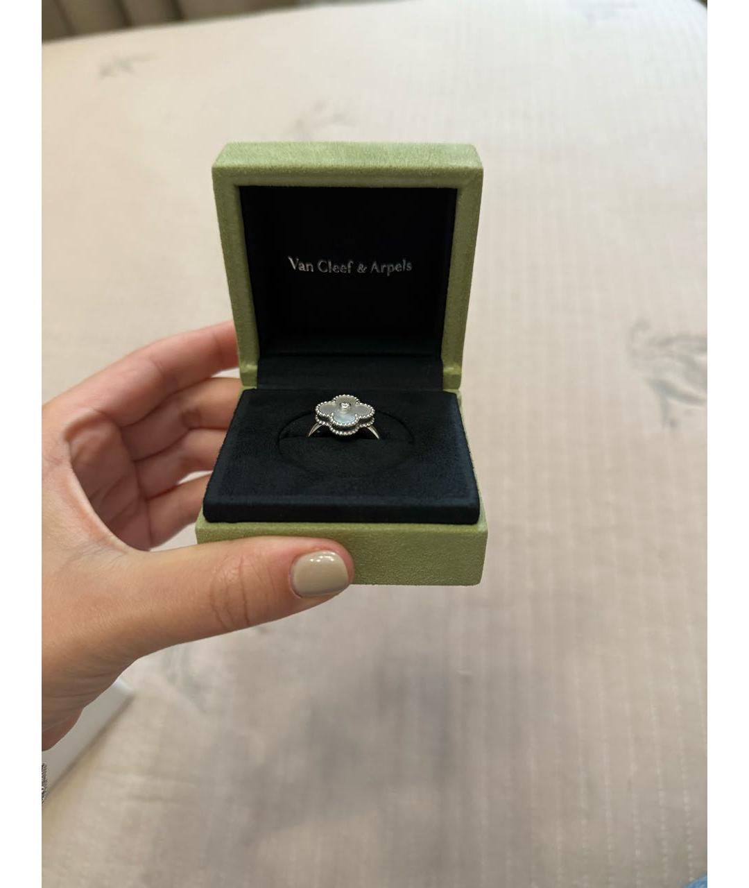 VAN CLEEF & ARPELS Белое кольцо из белого золота, фото 3