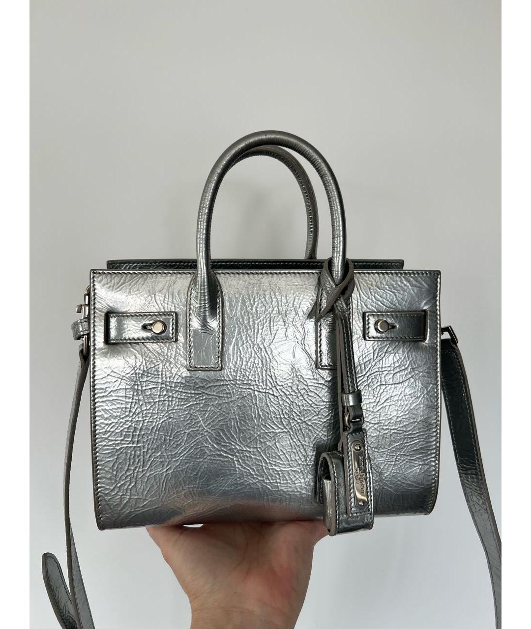 SAINT LAURENT Серебряная кожаная сумка с короткими ручками, фото 7